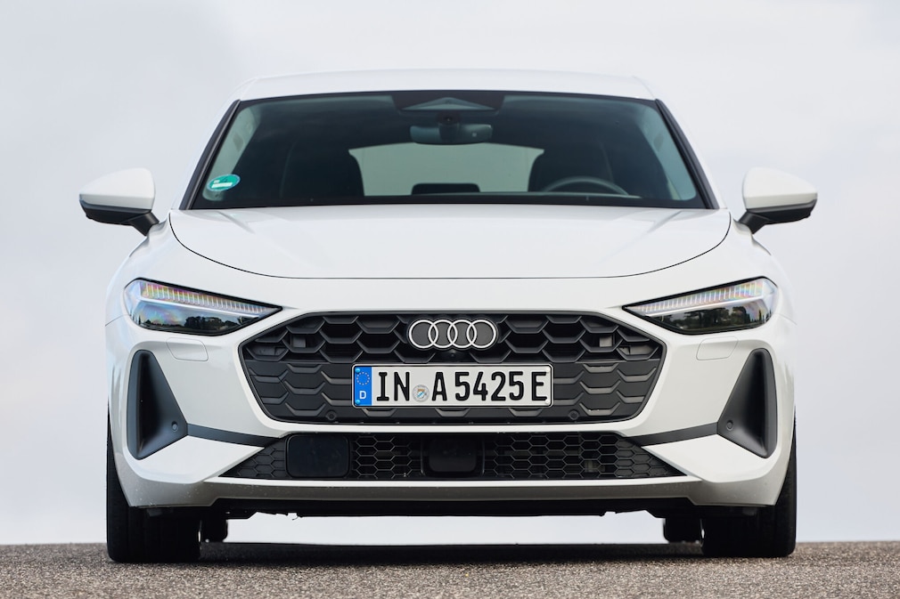 Audi A5 Limousine e-hybrid quattro