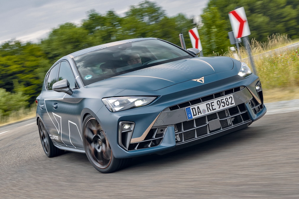 Cupra Leon VZ EX. und Leon VZ EX. Abt im Vergleichstest