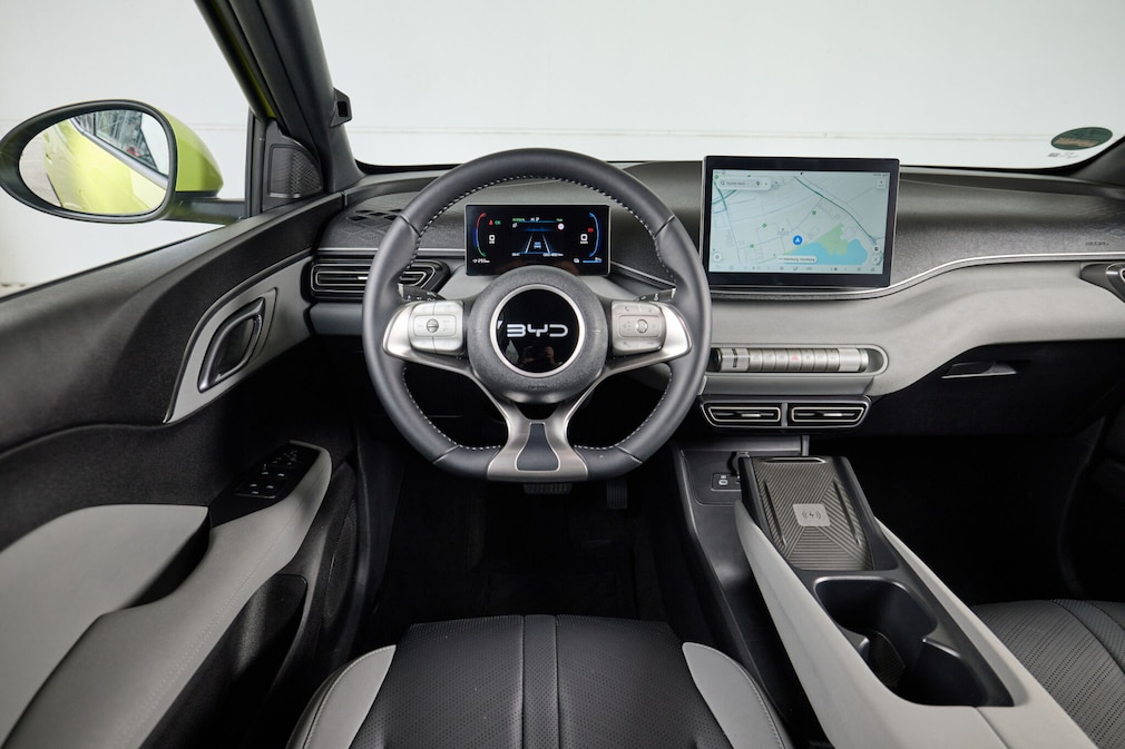 BYD Dolphin Surf