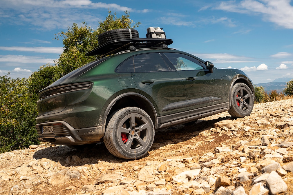 Im Porsche Macan auf Albanien-Tour