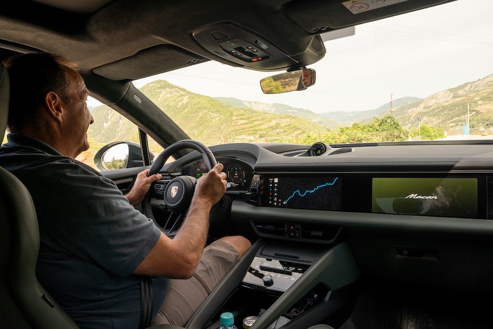 Im Porsche Macan auf Albanien-Tour