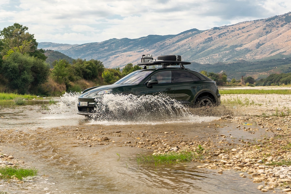 Im Porsche Macan auf Albanien-Tour