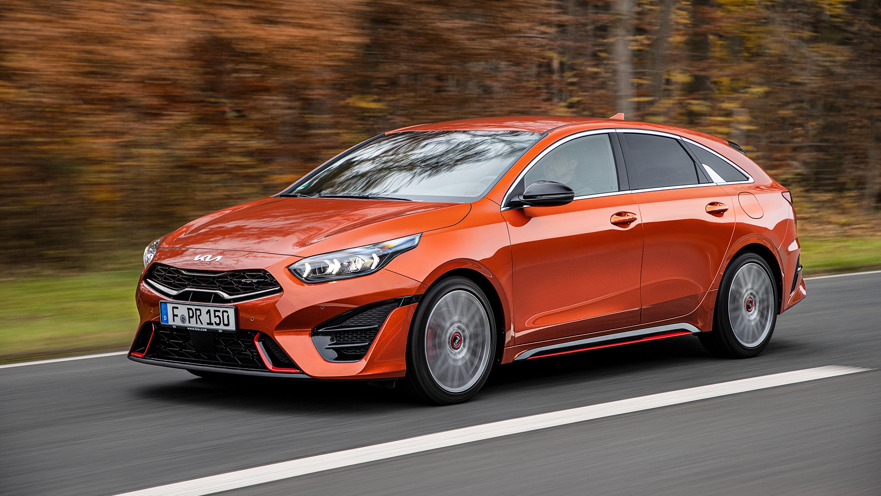 Sportlicher-Kombi-mit-fast-7000-Euro-Ersparnis