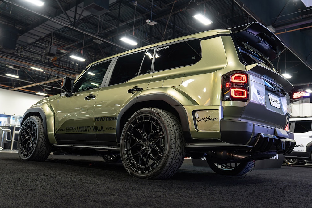 LB-WORKS TOYOTA LAND CRUISER 250