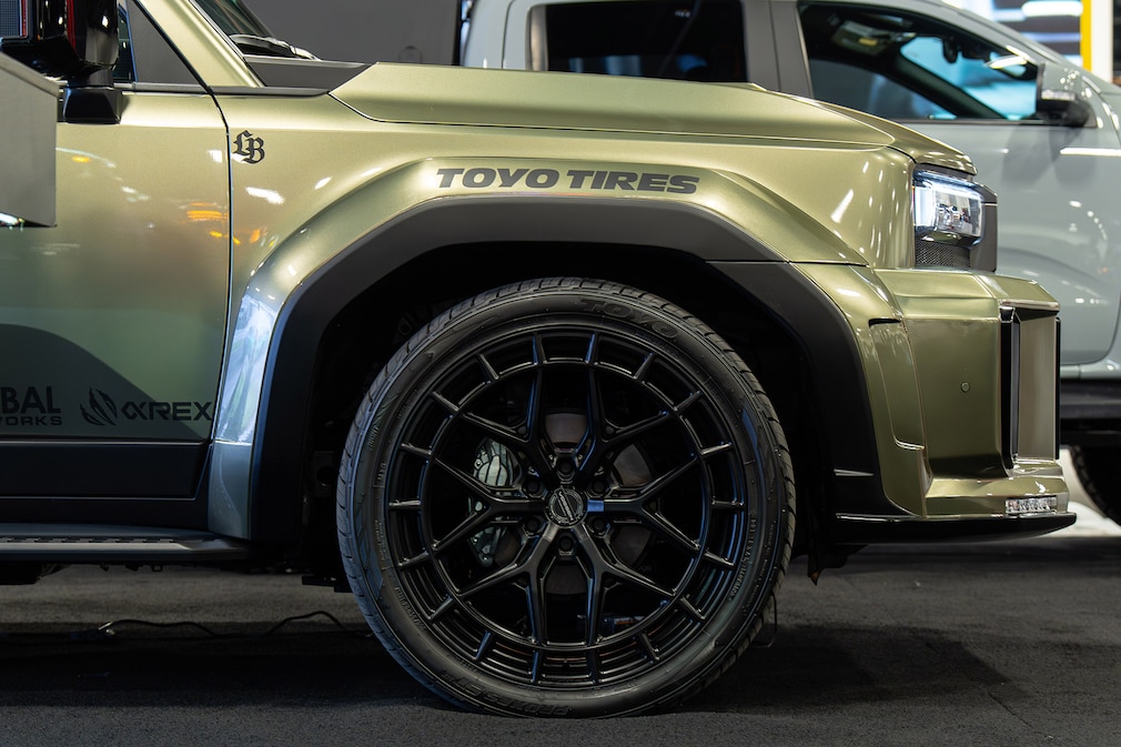 LB-WORKS TOYOTA LAND CRUISER 250