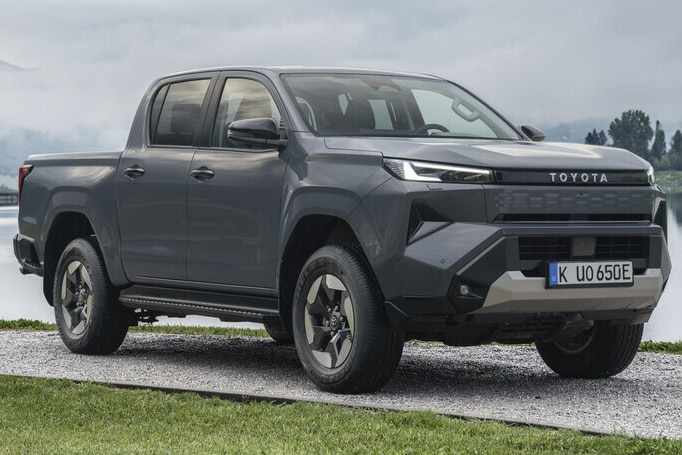 Toyota Hilux BEV (2026)