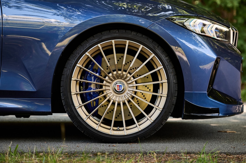 BMW Alpina B3 GT Touring Allrad