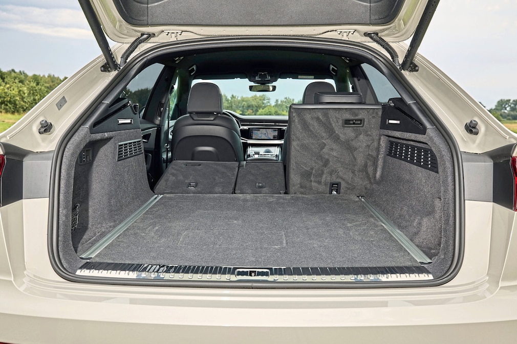 Audi Q8 SUV TFSI e quattro