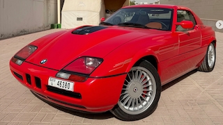 Jemand hat einen V10-Sauger in einen BMW Z1 eingebaut