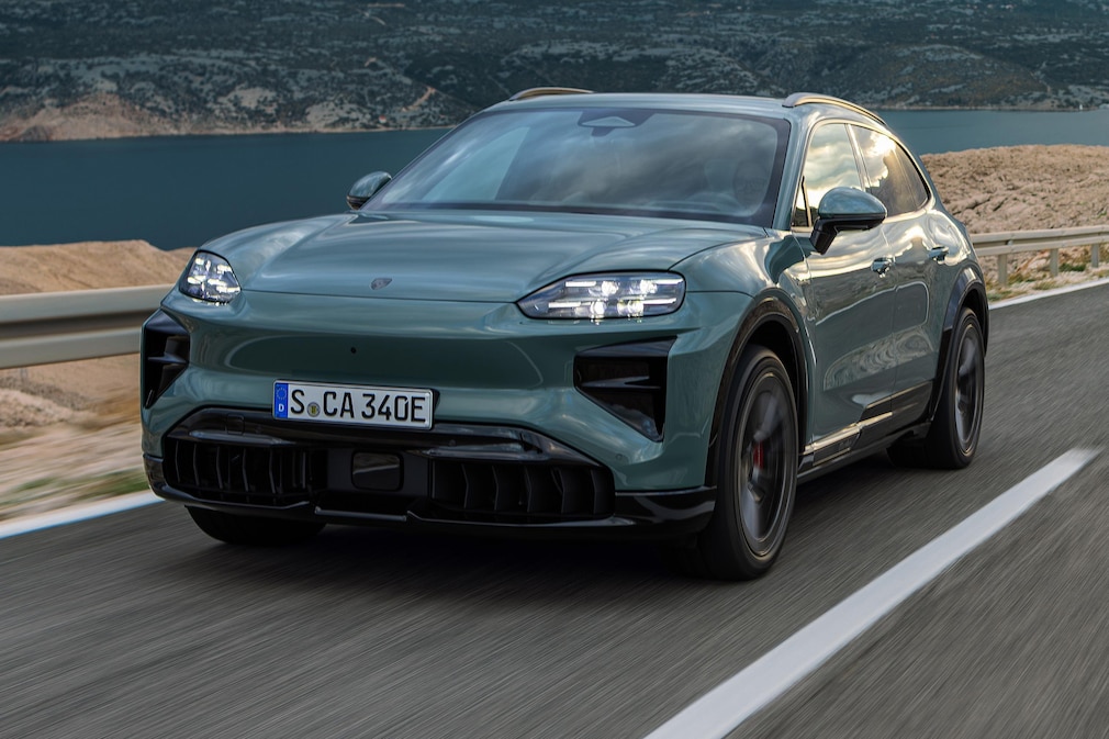 Porsche Cayenne Turbo Electric