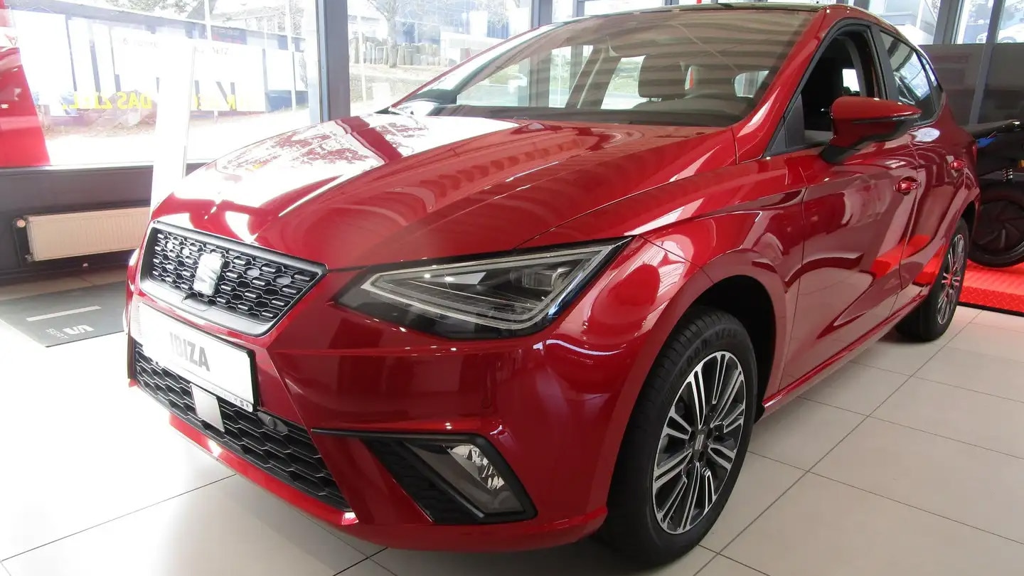 Kleinwagen-von-Seat-mit-nur-5000-Kilometern-im-Angebot