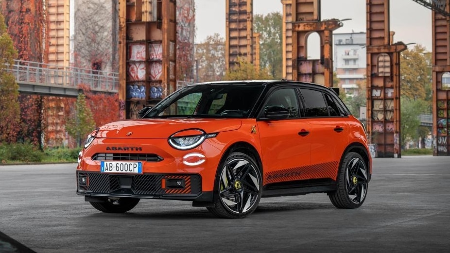 Abarth 600e Competizione