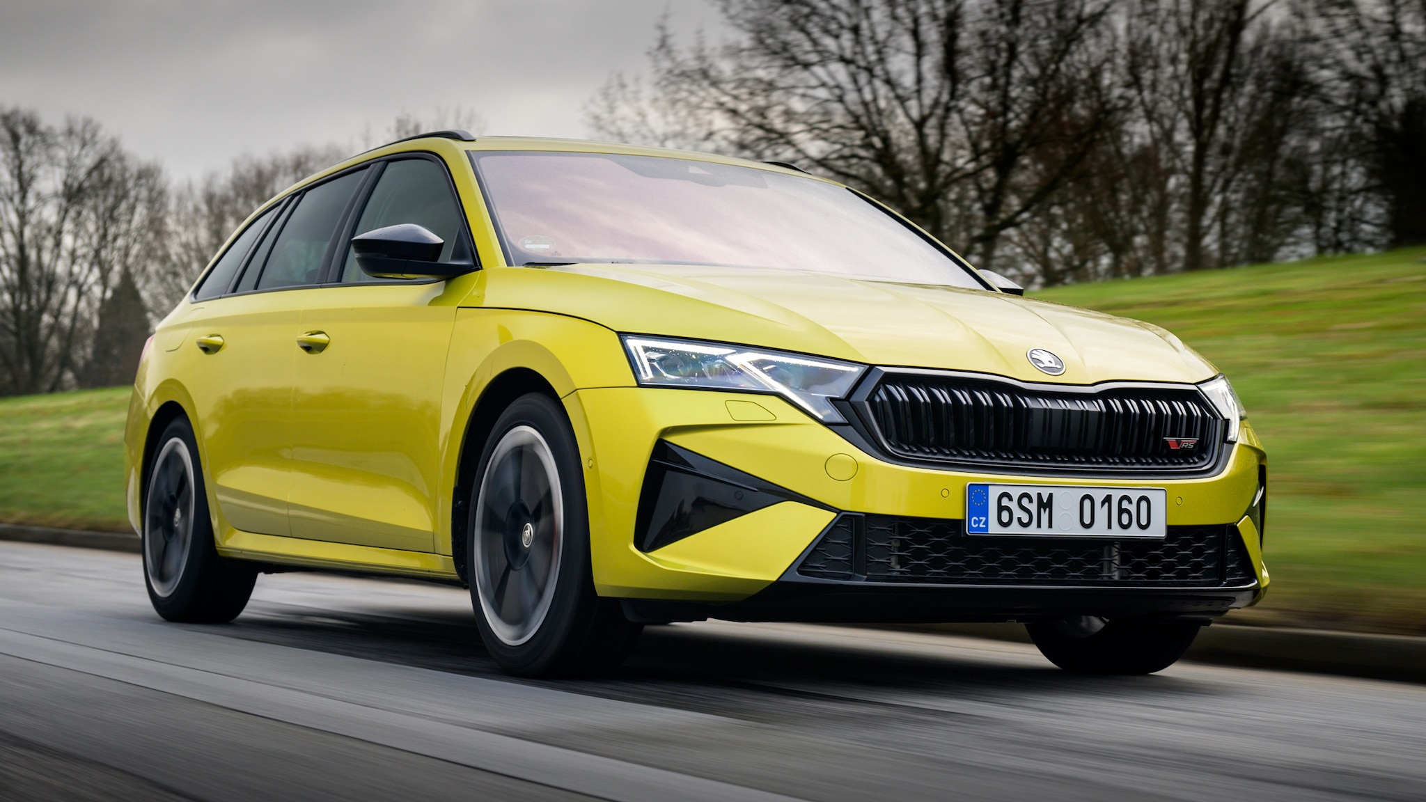 Skoda-Octavia-Combi-RS-im-Leasing-265-PS-und-Vollausstattung-