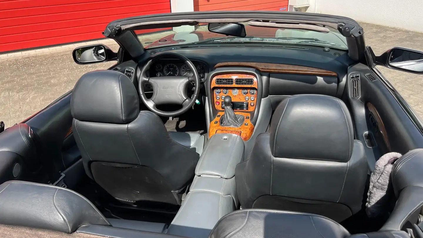 Britisches-Cabrio-mit-V12-und-Handschaltung-f-r-unter-30-000-Euro-