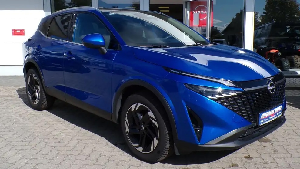 Neuwertiger-Qashqai-in-Magnetic-Blue-im-Angebot
