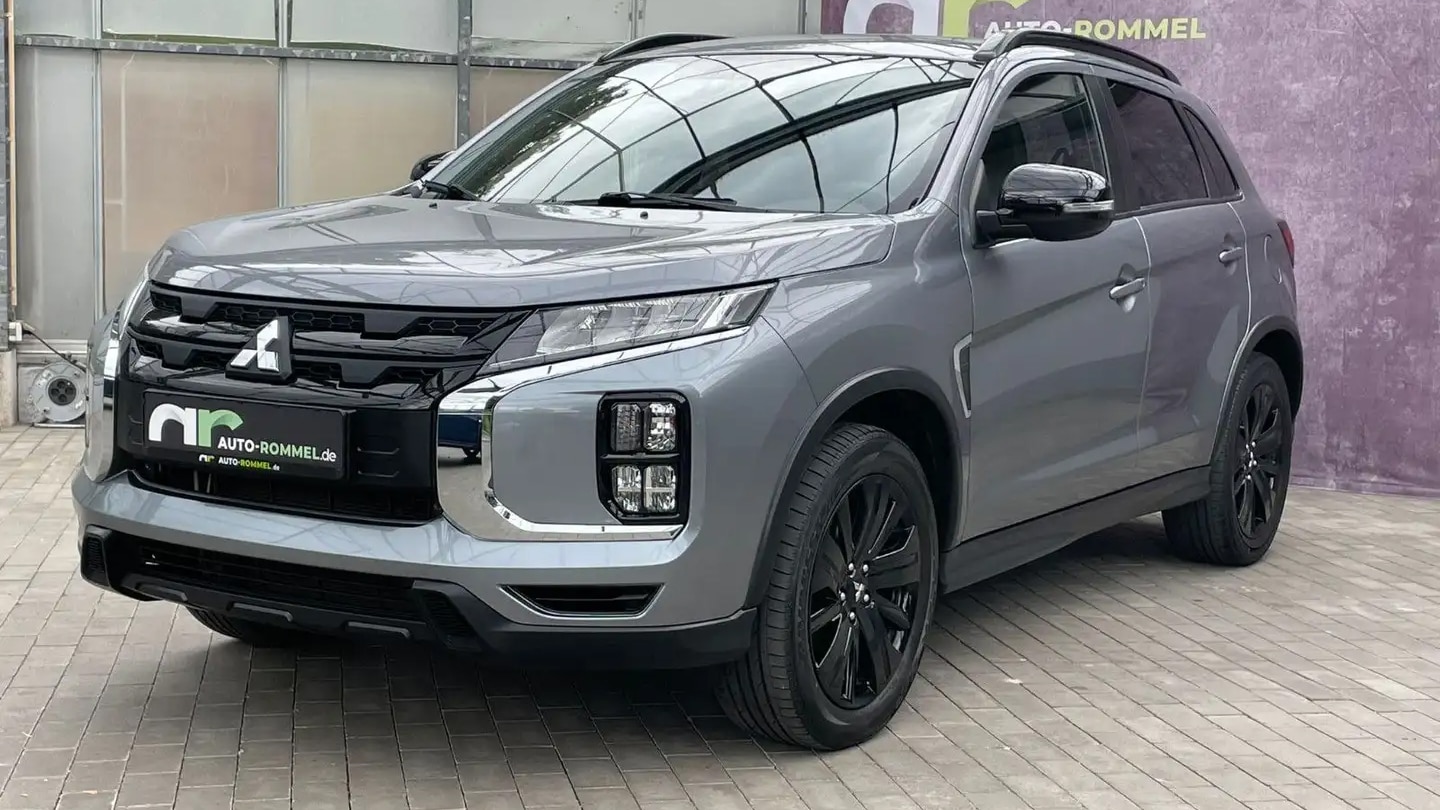 Kompaktes-SUV-mit-Allrad-und-Automatik-zu-verkaufen