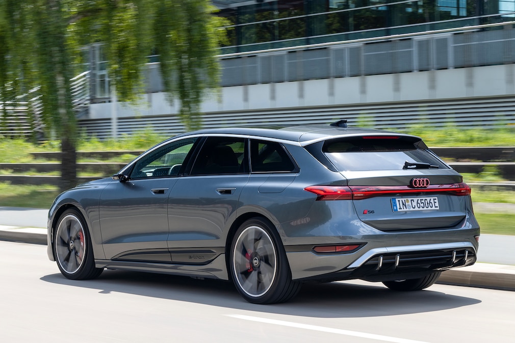 BMW i5 M60 Touring vs. Audi S6 Avant e-tron: Vergleich