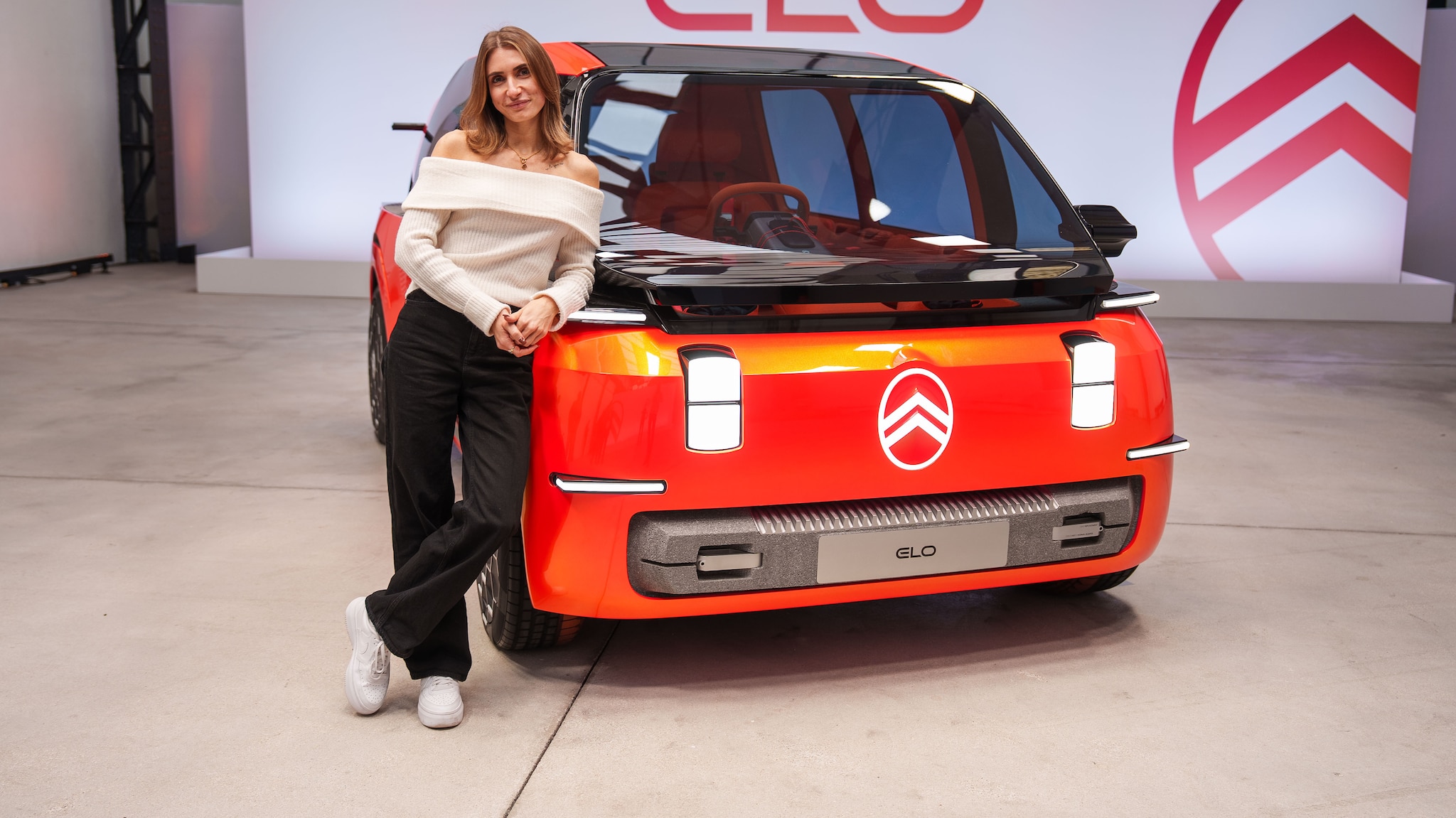 Franz-sisches-Tiny-House-auf-R-dern