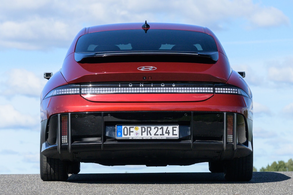 Hyundai Ioniq 6