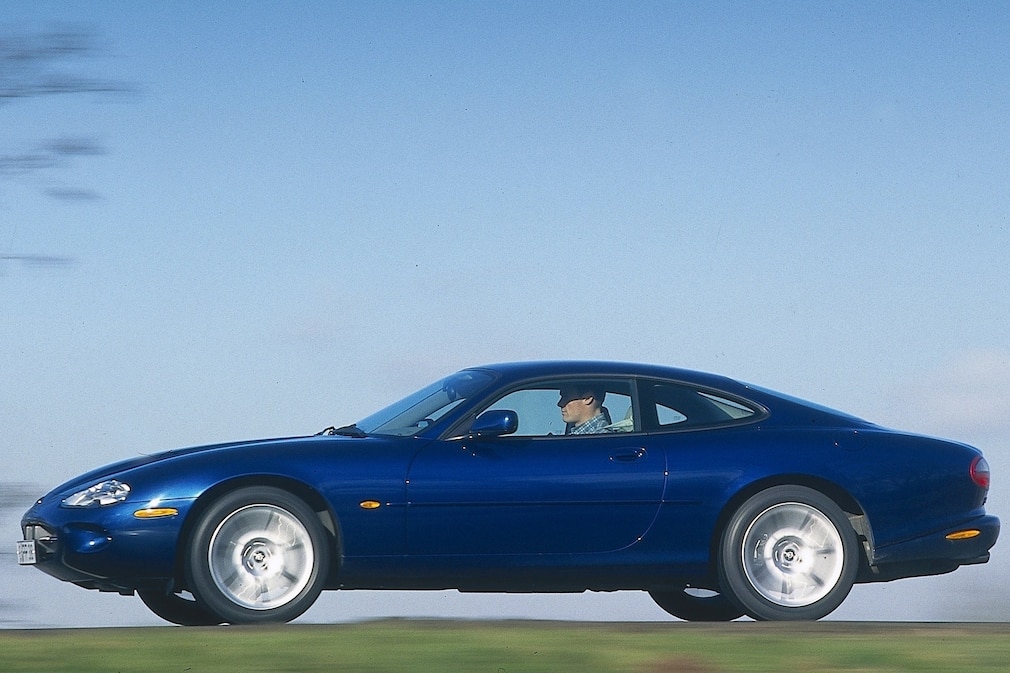 Jaguar XK8