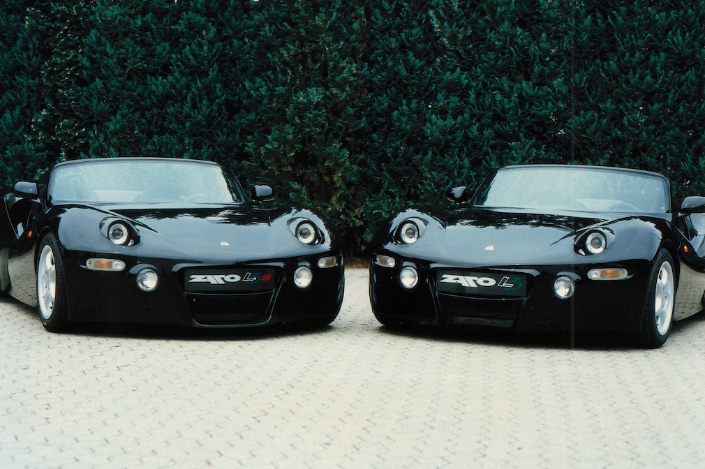 Roadster-Prototypen Zato L3s und Zato L3 stehend von vorn