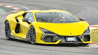 V12-Power trifft Elektro-Schub  der neue Superstier