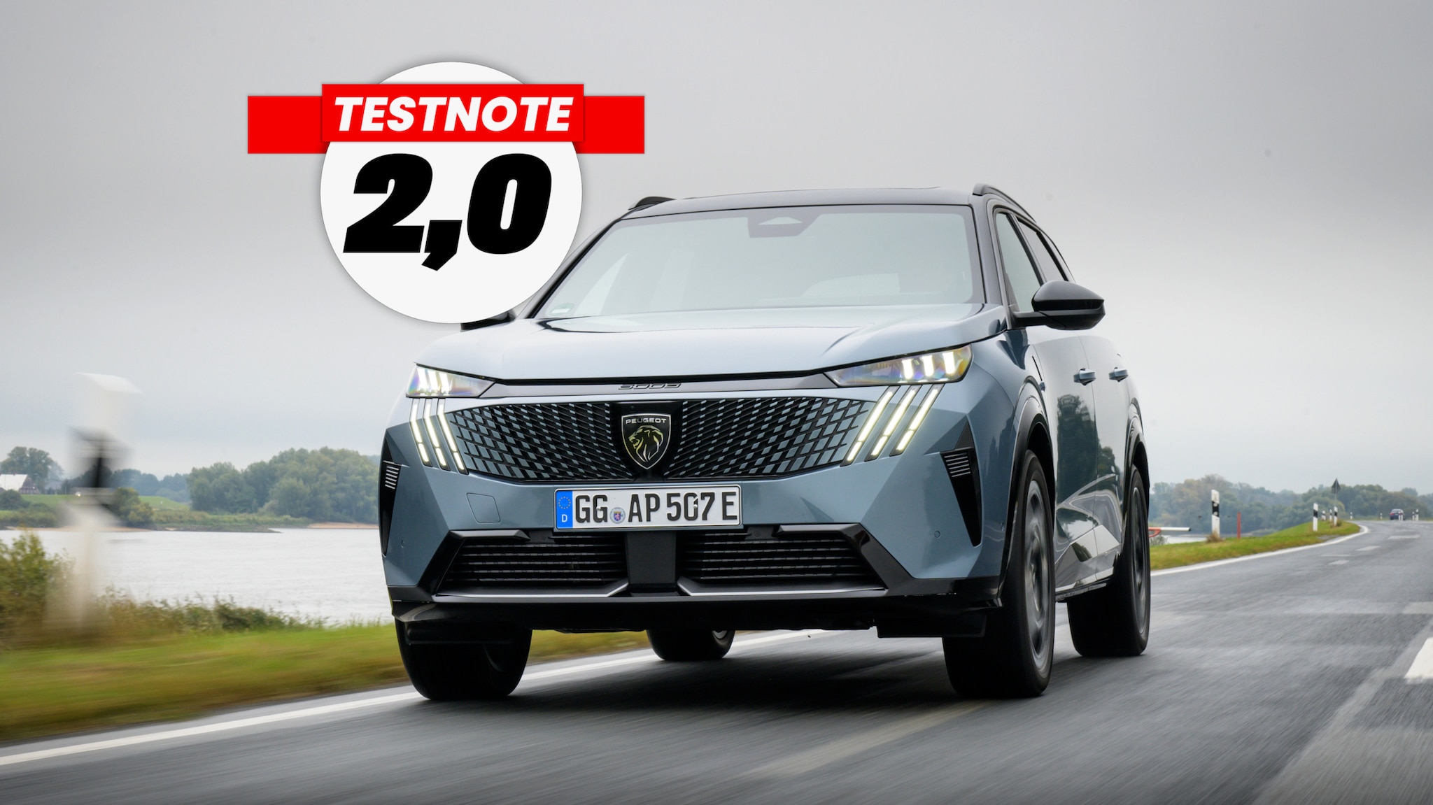 Der-Peugeot-E-5008-gef-llt-mit-Platz-und-Komfort