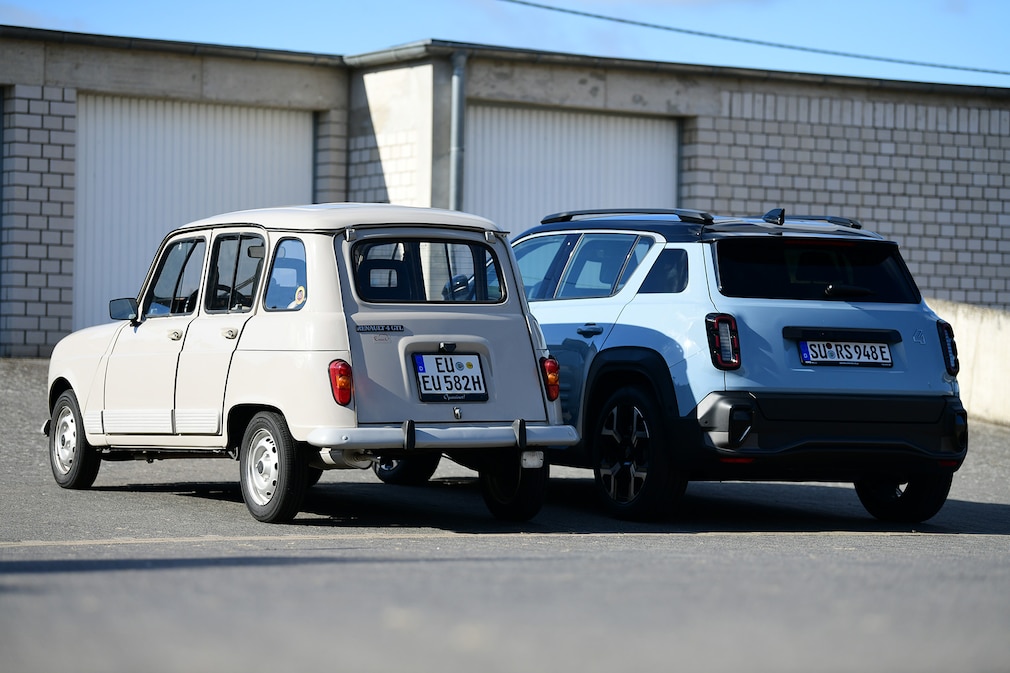 Renault 4 E-Tech elektrisch gegen R4 (1961): Neu vs. Alt