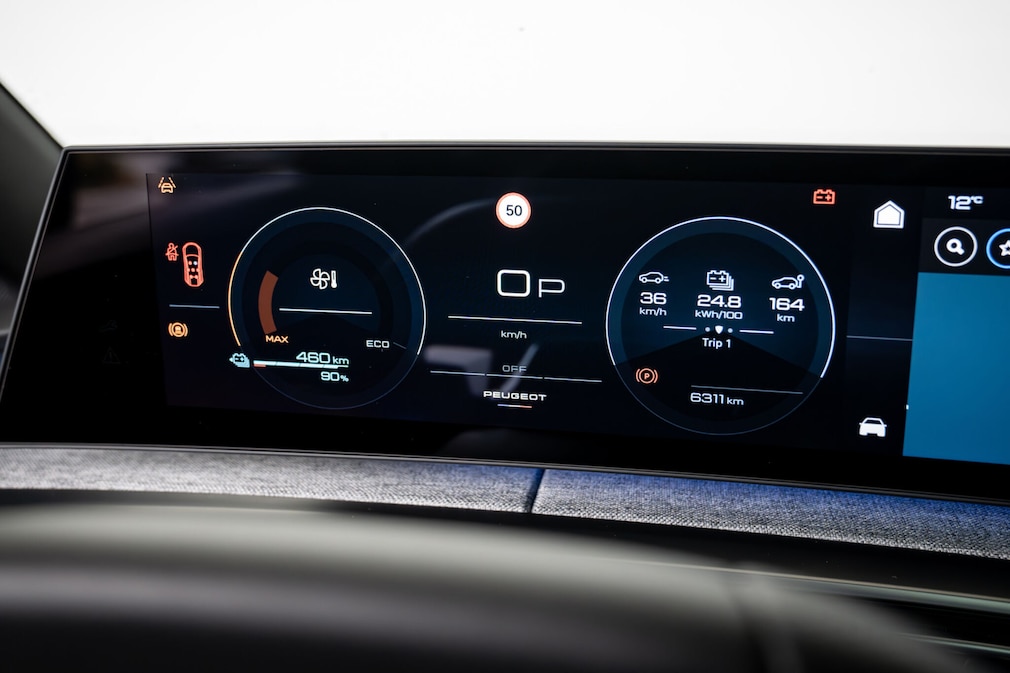 Peugeot E-5008 Elektromotor 210