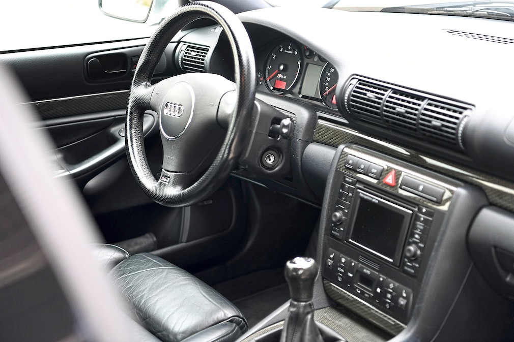 Audi RS 4 Avant B5