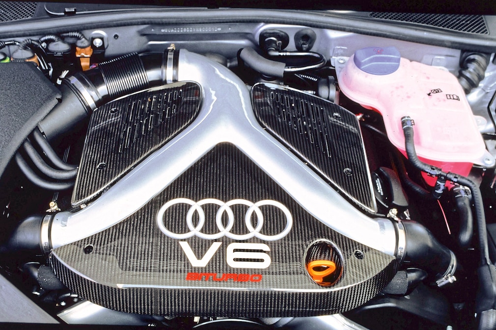 Audi RS 4 Avant B5
