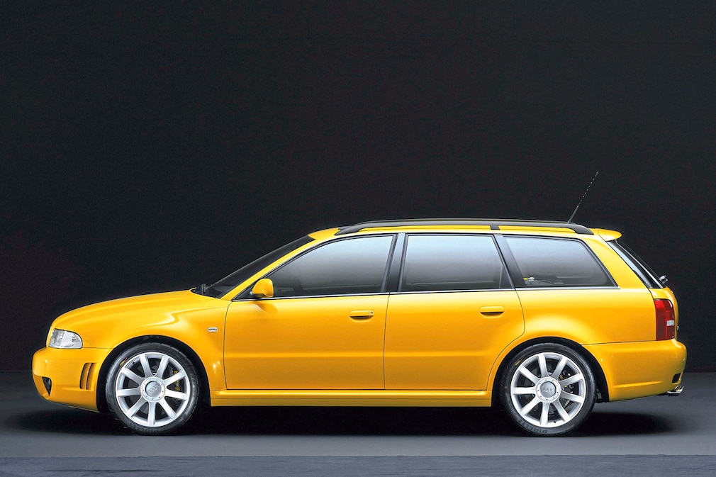 Audi RS 4 Avant B5