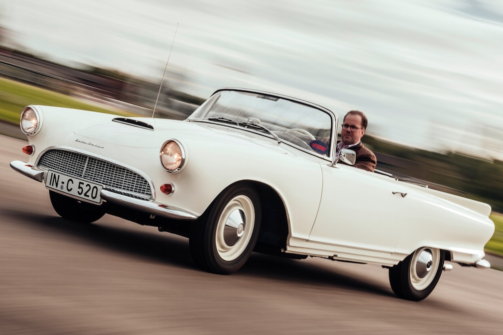 Auto Union 1000 Sp Roadster, fahrend schräg von vorn