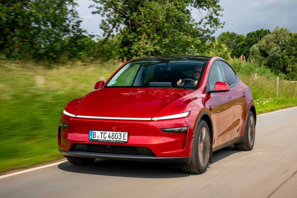 Tesla Model Y Long Range RWD