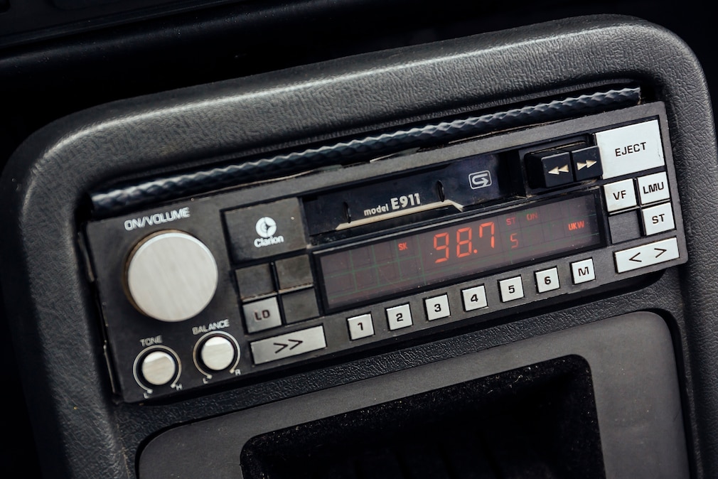 Autoradio im Ford Fiesta XR2 Mk1