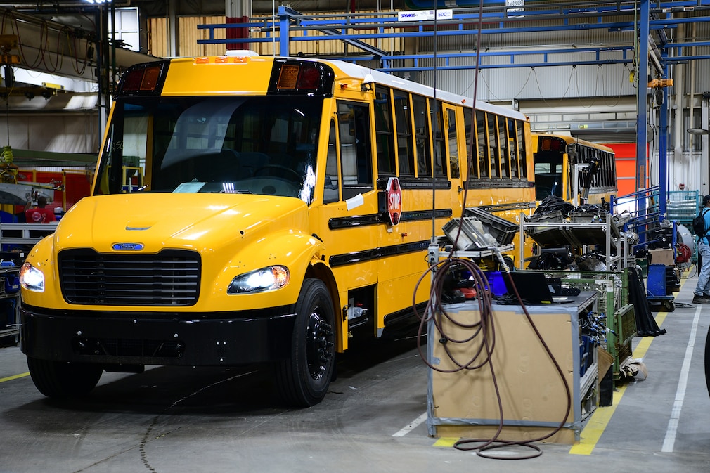 Schulbus von Thomas Built Buses