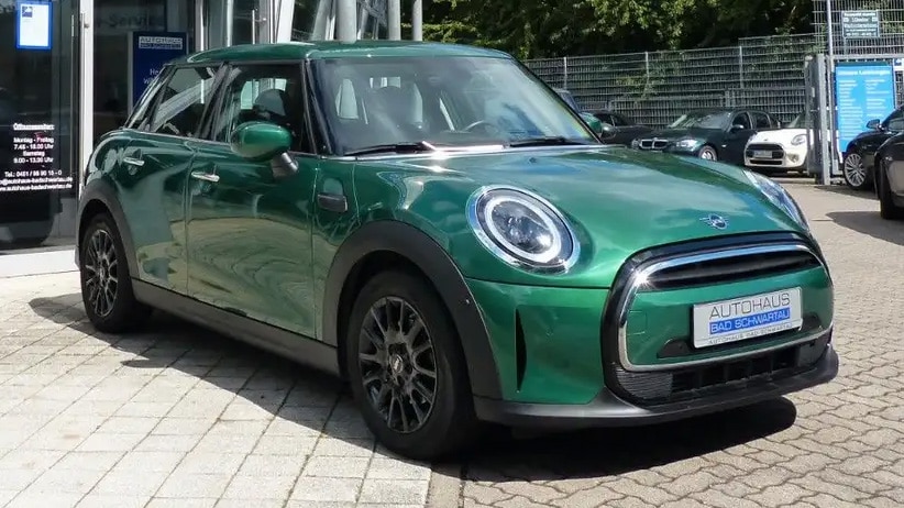 Mini-One-in-Gr-n-kultiger-Kleinwagen-mit-wenig-km-zum-guten-Preis