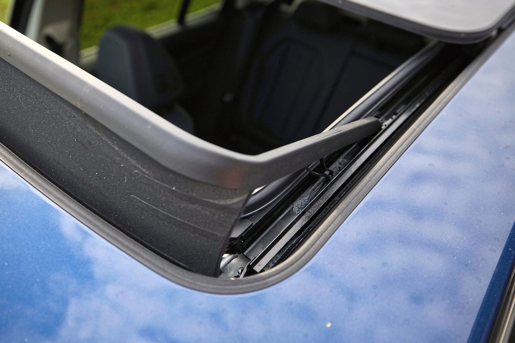 BMW iX3 (G08)