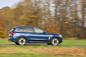 BMW iX3 (G08)