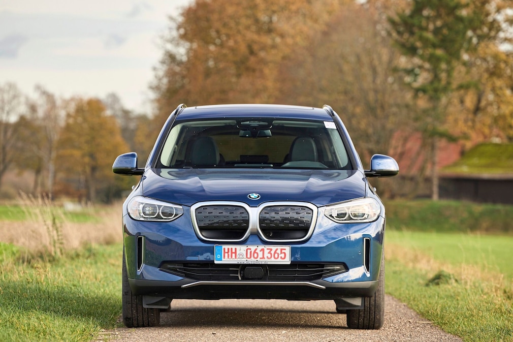 BMW iX3 (G08)