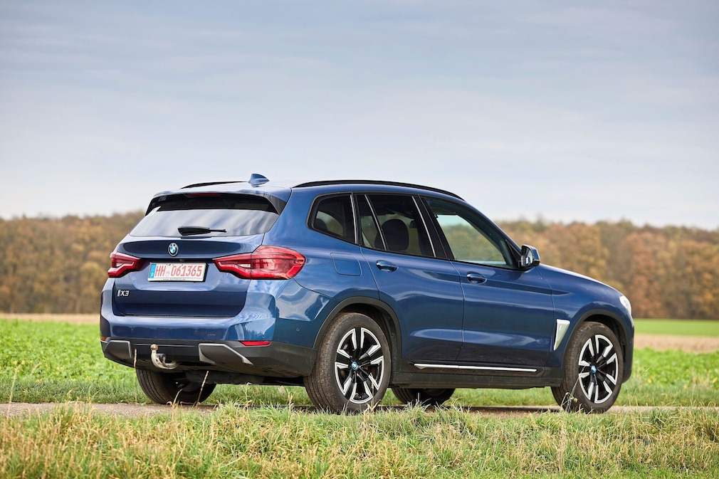 BMW iX3 (G08)
