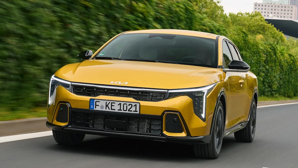 Kia K4