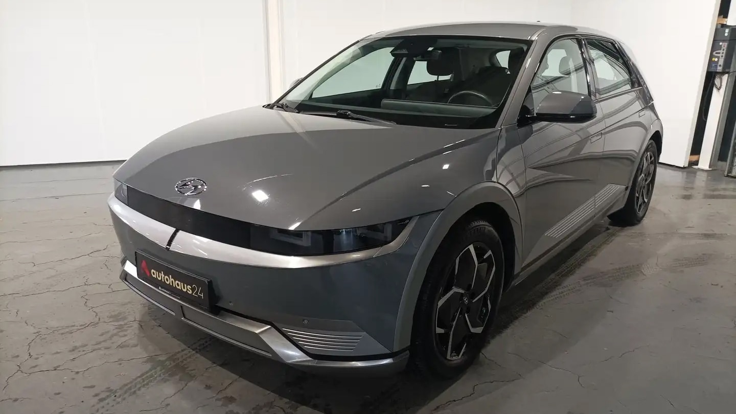 Fast-23-000-Euro-g-nstiger-Hyundai-Ioniq-5-zum-halben-Neupreis