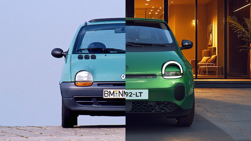 VergleicRenault Twingo I und neuer Renault Twingo nebeneinander von vorn.