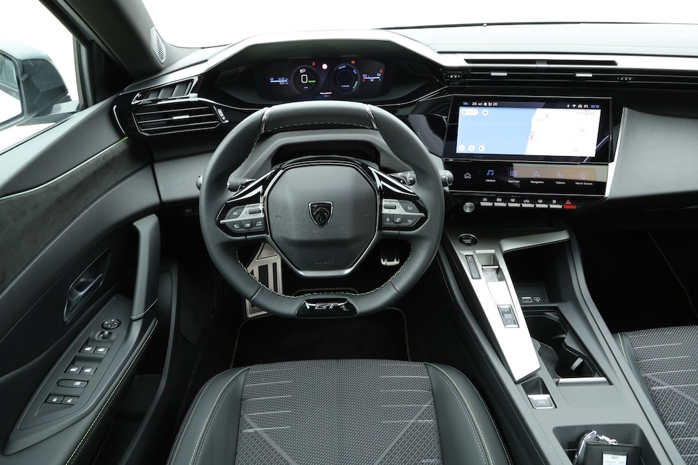 Peugeot E-308