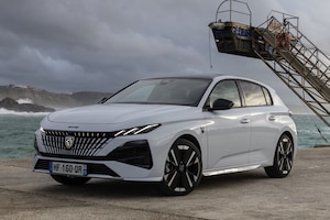Peugeot E-308