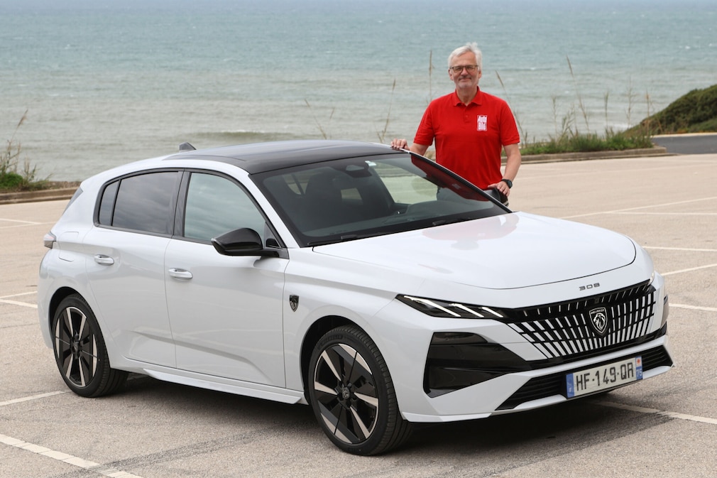 Peugeot E-308