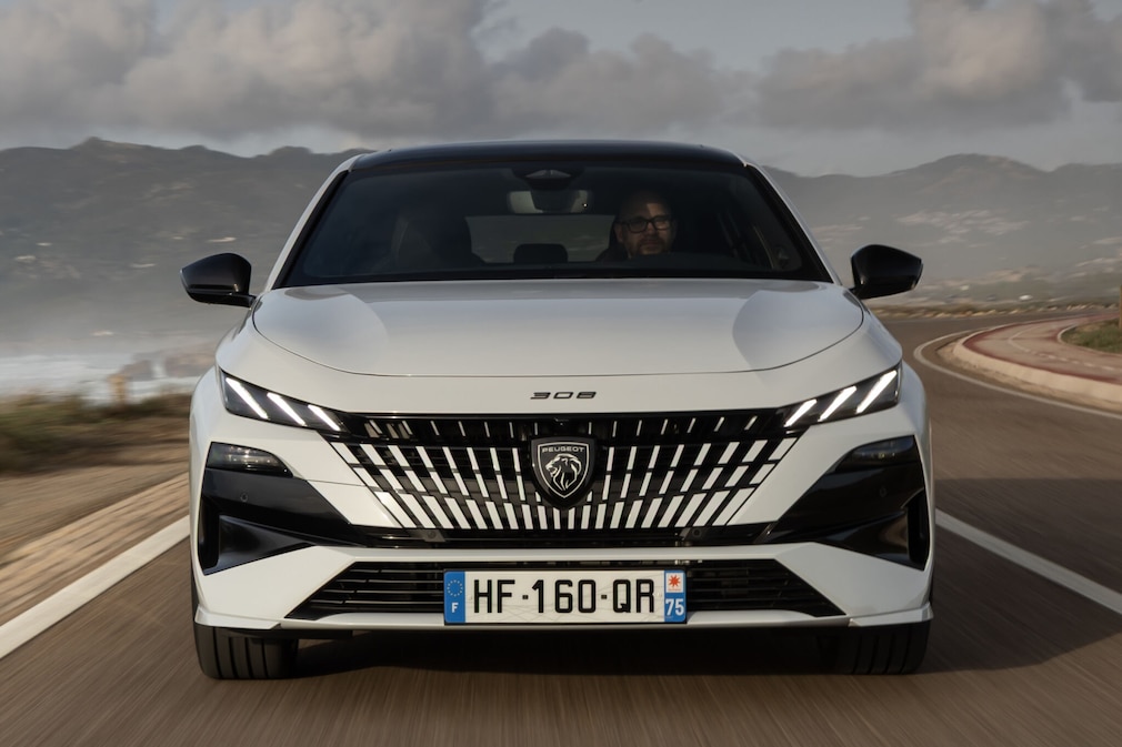 Peugeot E-308
