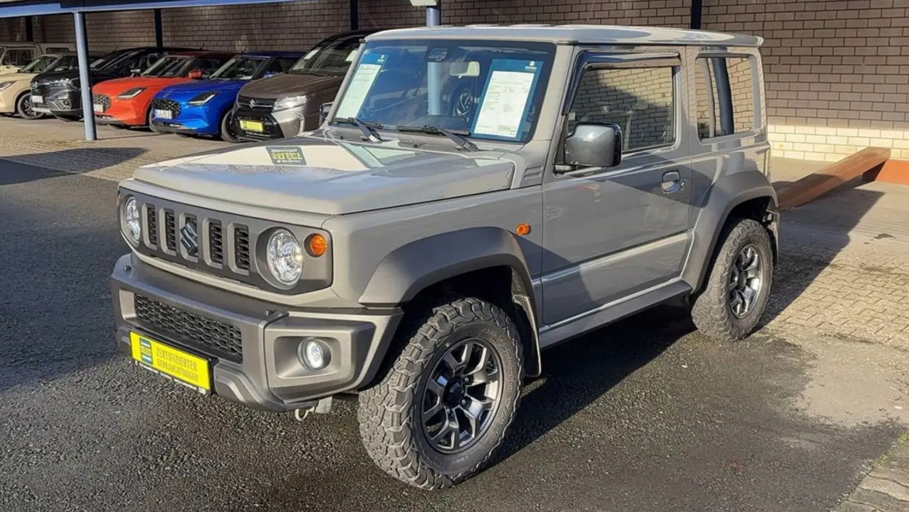 Jimny-aus-erster-Hand-gepflegt-und-mit-Garantie