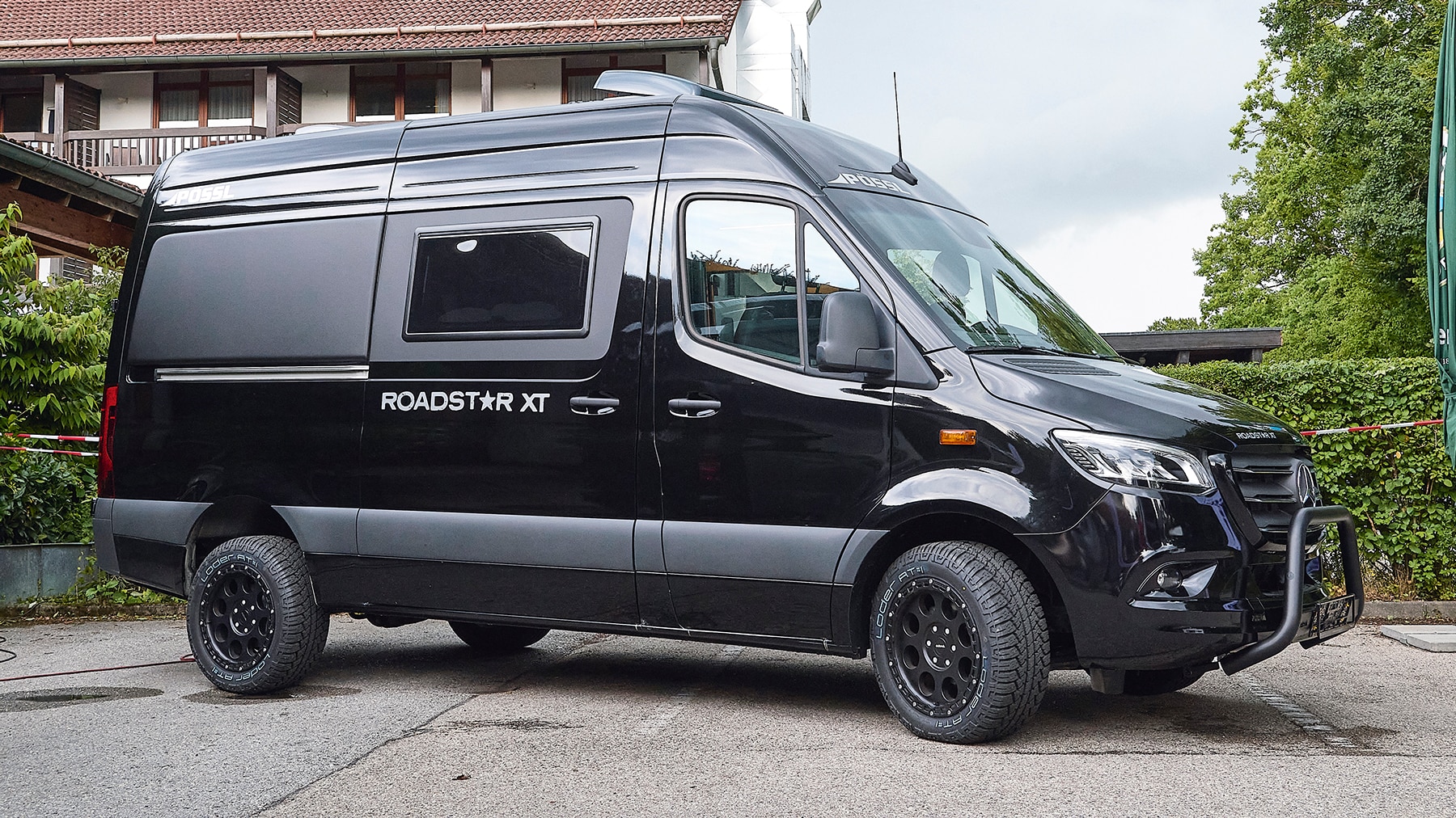 Zum-Kampfpreis-Sprinter-4x4-als-Backenh-rnchen